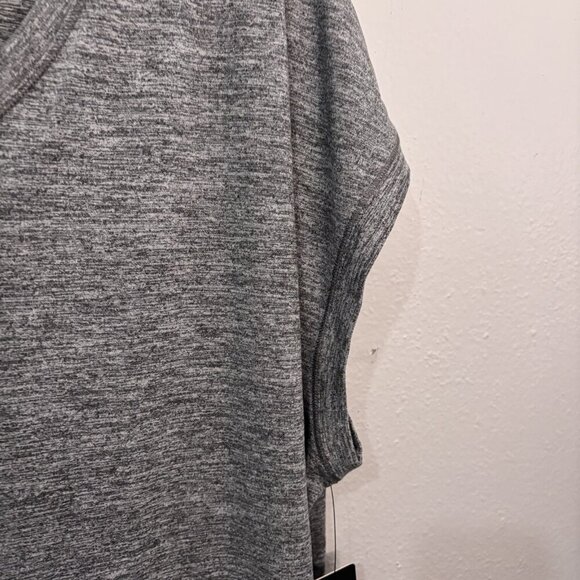 Yogalicious Lux Box Tee Shirt V Neck Gray Women XXL - Picture 2 of 9